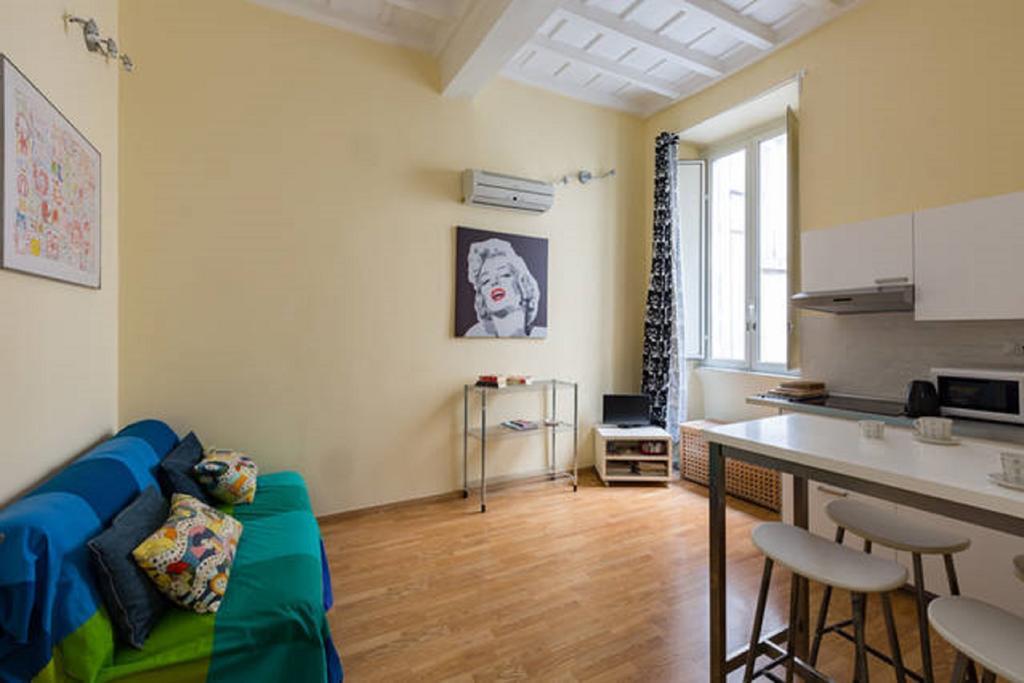 Casa Vacanze Colosseum By Alice Rome Bagian luar foto