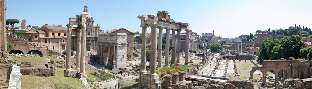 Casa Vacanze Colosseum By Alice Rome Bagian luar foto