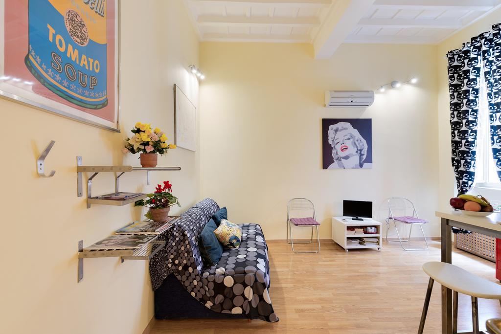 Casa Vacanze Colosseum By Alice Rome Bagian luar foto