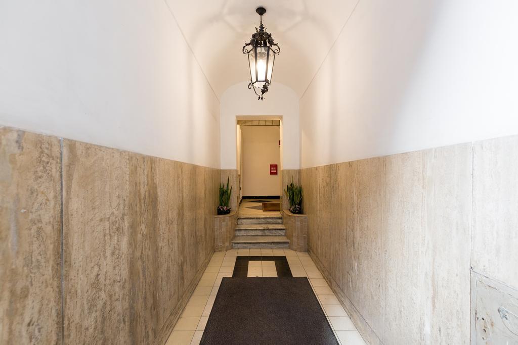 Casa Vacanze Colosseum By Alice Rome Bagian luar foto