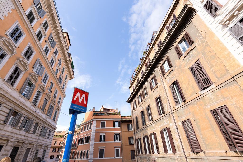 Casa Vacanze Colosseum By Alice Rome Bagian luar foto