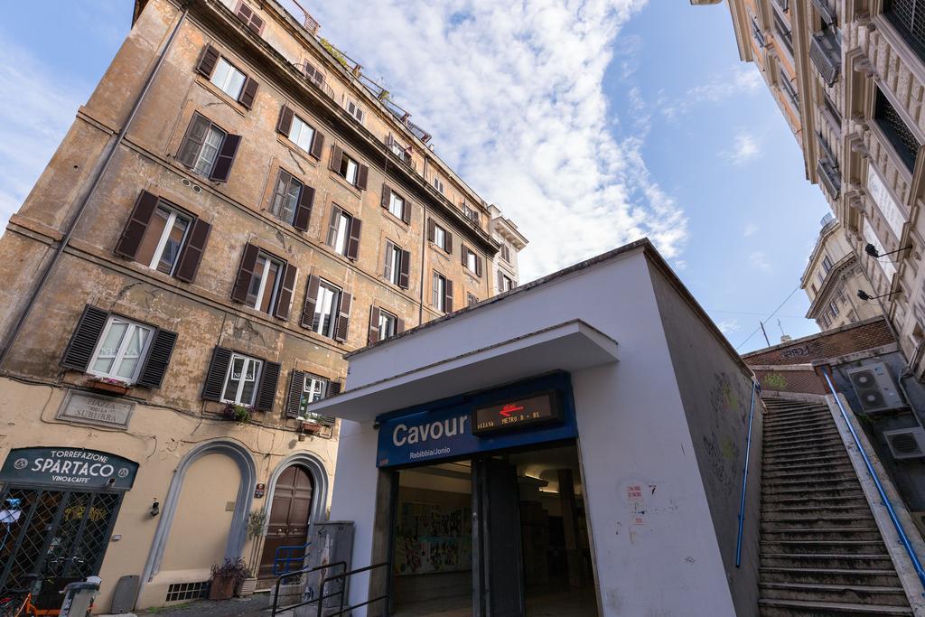 Casa Vacanze Colosseum By Alice Rome Bagian luar foto